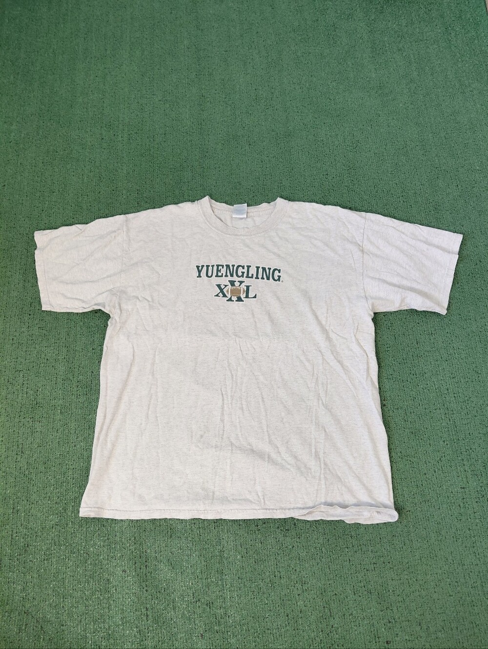 VINTAGE 1999 Yuengling XXL Football Beer Sports Promo 90's Light Gray T Shirt Sz